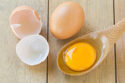 Thị trường ngày 23/9: Sản xuất trứng gà cao cấp có thể ăn sống, giá 5.000đ/quả