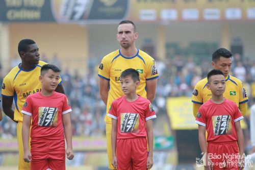 SLNA - HAGL: Ngày về của Memovic
