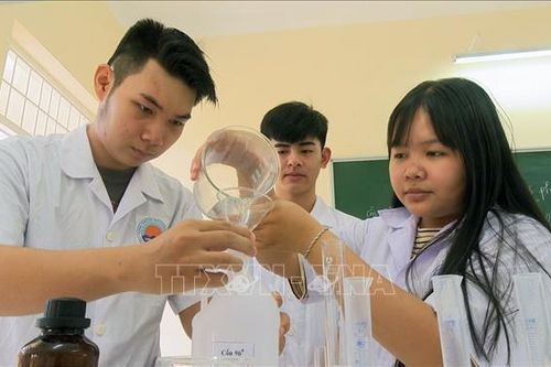 Thủ lĩnh Đoàn học giỏi, nhiệt huyết và sáng tạo