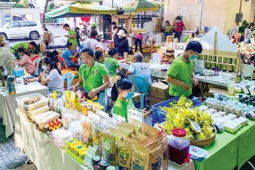 Xác lập tiêu chuẩn, cạnh tranh công bằng