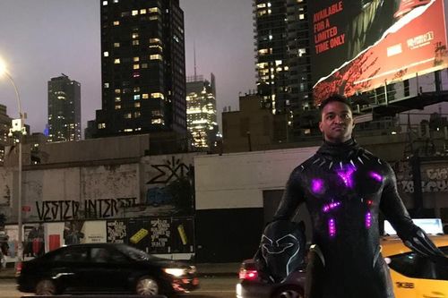 Chiêm ngưỡng vẻ đẹp của bộ giáp Black Panther ngoài đời thực