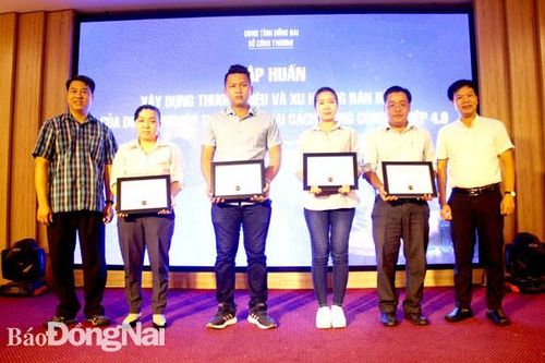 Đưa sản phẩm địa phương lên sàn thương mại điện tử