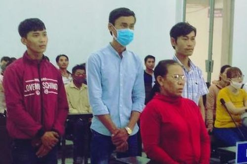 Em dâu đâm chết anh chồng vì… đất