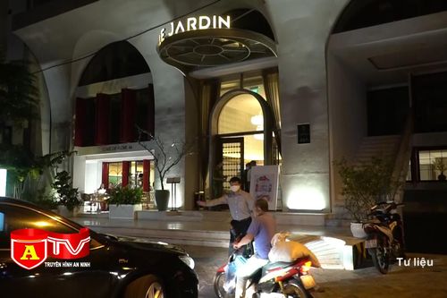 Kiểm tra công tác phòng dịch Covid-19 tại quán bar, karaoke, vũ trường ở Hà Nội