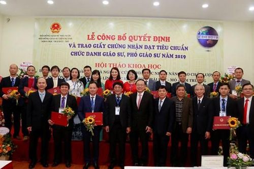 Xét chức danh GS, PGS năm 2020: Kiểm tra kỹ chất lượng các bài báo quốc tế của ứng viên