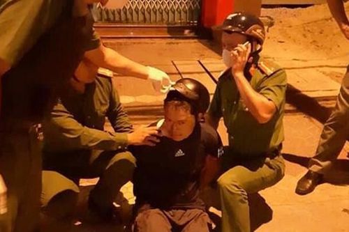 Quảng Ngãi: Bắt thanh niên đâm bạn thân trọng thương