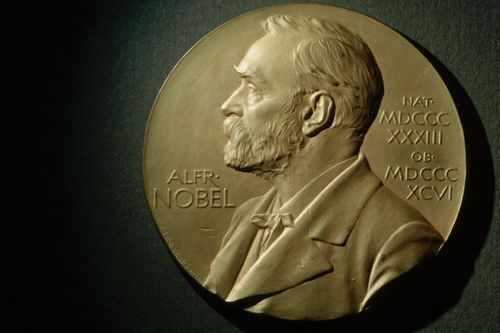 Giải Nobel tăng 110.000 USD tiền thưởng cho người thắng cuộc