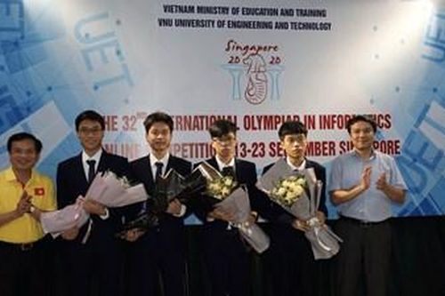 Học sinh Việt Nam giành 4 huy chương tại Olympic Tin học quốc tế