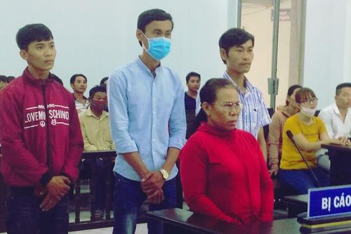 'Nồi da nấu thịt'