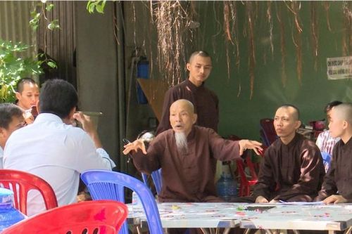 Hé lộ những sự thật bất ngờ tại 'Tịnh thất Bồng Lai'
