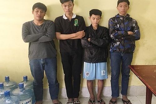 Bắt nhóm thiếu niên chuyên cướp xe của phụ nữ trong đêm ở Biên Hòa