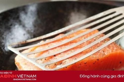 Cá hồi áp chảo thơm ngon bổ dưỡng cực kì dễ làm