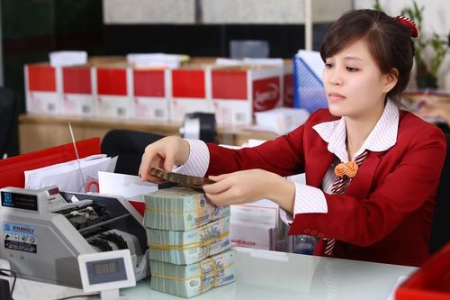 Bài 2: 'Cục máu đông' của nền kinh tế đang có nguy cơ quay lại