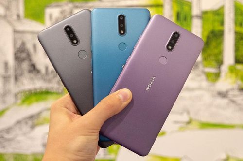 Cận cảnh Nokia 2.4 với camera kép, pin 4.500 mAh, giá 'hạt dẻ'