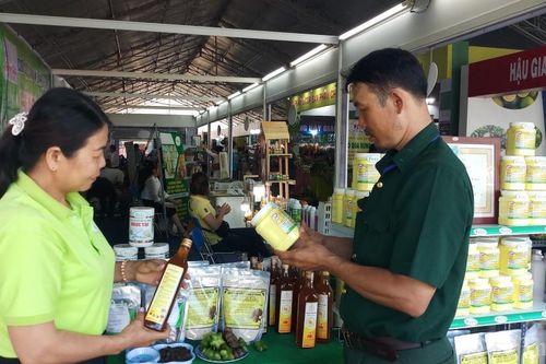 Gần 600 doanh nghiệp tham gia hội nghị kết nối cung cầu năm 2020