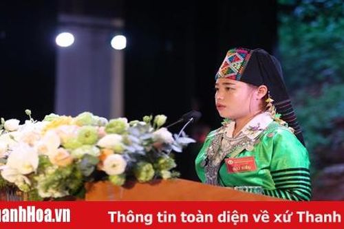 Cô giáo người Mông và hành trình khiến 100% trẻ ở vùng đất '3 không' đến trường