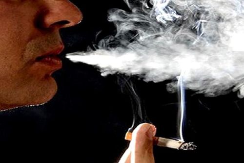 Khi hút thuốc điều gì xảy ra với cơ thể