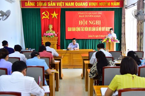 Giao ban cộng tác viên dư luận xã hội quý III