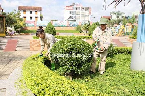 Xây dựng thị trấn Hát Lót 'sáng, xanh, sạch, đẹp'