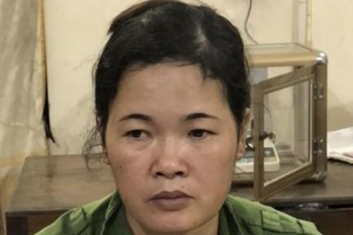 Nữ quái giấu ma túy trong bánh trung thu vẫn không thoát