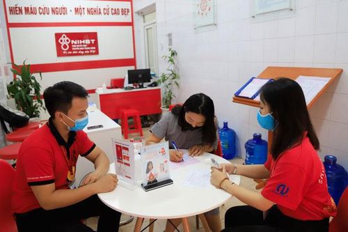 Cầu nối trao gửi yêu thương