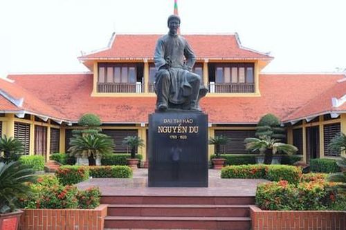 Kỷ niệm 255 ngày sinh và 200 năm ngày mất đại thi hào Nguyễn Du: Di sản vô giá của dân tộc