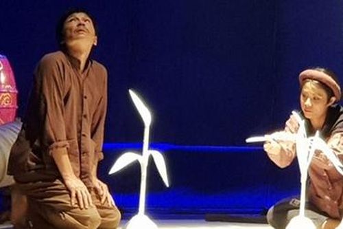 Tưng bừng vở diễn trên sân khấu thủ đô