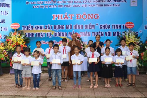 Mặt trận Ninh Bình phát động xây dựng mô hình chùa thân thiện với môi trường