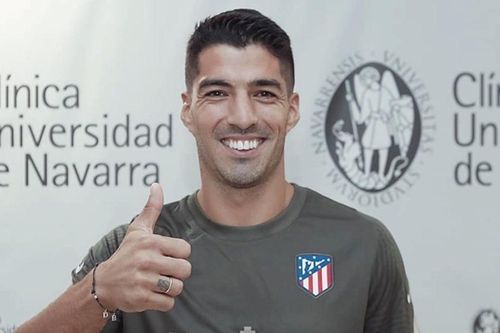 Suarez hoàn tất thủ tục khoác áo Atletico Madrid