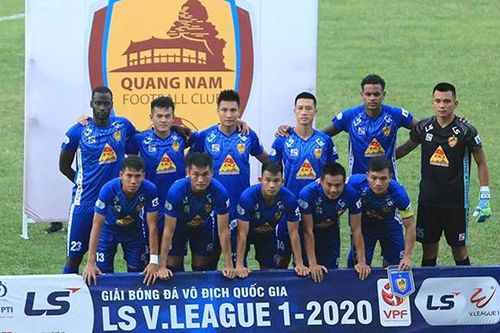 Người lên ngựa, kẻ chia bào...
