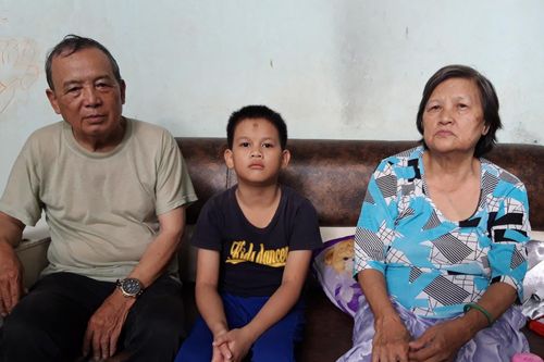 Nghẹn lòng uớc mơ nhỏ nhoi của cậu học sinh lớp 3 mồ côi bố mẹ