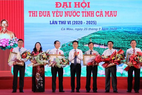 Cà Mau: Tuyên dương, nhân rộng những điển hình tiên tiến