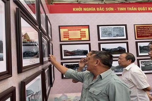 Triển lãm ảnh về Khởi nghĩa Bắc Sơn qua các thời kỳ