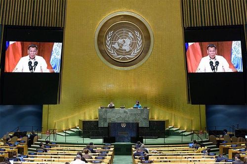 Philippines quyết định chưa đưa phán quyết Biển Đông ra trước LHQ