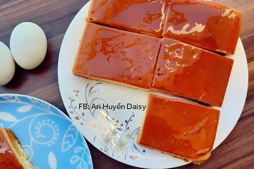 Học 9X làm bánh bông lan caramen thơm nức, mềm tan trong miệng