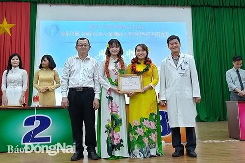 10 thí sinh tranh tài Hội thi Bác sĩ trẻ, điều dưỡng, nữ hộ sinh giỏi thanh lịch