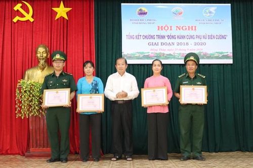 Hiệu quả chương trình 'Đồng hành cùng phụ nữ biên cương'