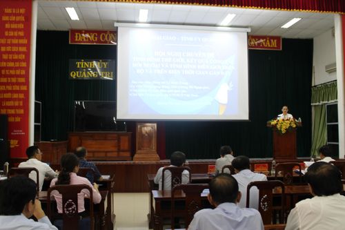 Đoàn công tác của Bộ Ngoại giao làm việc với Thường trực Tỉnh ủy Quảng Trị; thông tin chuyên đề về tình hình quốc tế và trong nước cho lãnh đạo, cán bộ chủ chốt của tỉnh