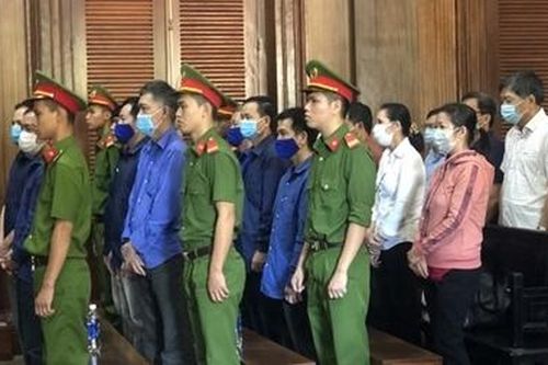 Dàn lãnh đạo Công ty Lương thực Trà Vinh bị đề nghị hơn 100 năm tù