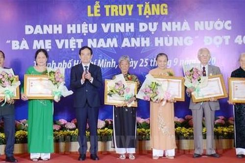 TPHCM: Truy tặng danh hiệu Bà mẹ Việt Nam Anh hùng cho 41 mẹ