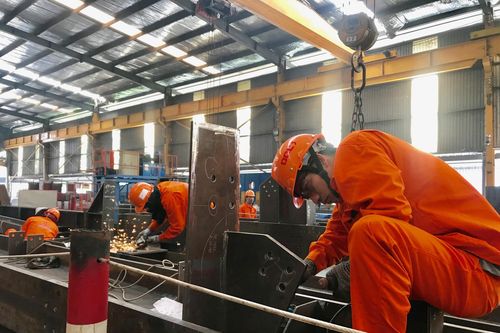 Vượt sóng Covid