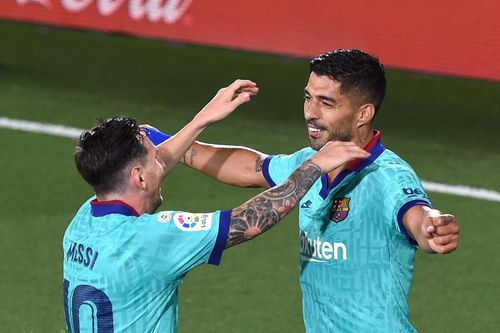 Lời chỉ trích của Messi là cú đấm vào Barca