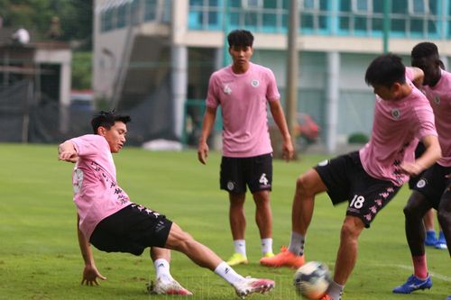 Tin thể thao mới nhất hôm nay 26/9: V-League 2020 trở lại, Văn Hậu chưa thể ra sân