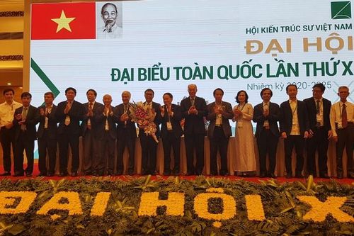 Nhận diện những khiếm khuyết để có giải pháp cho diện mạo kiến trúc Việt Nam