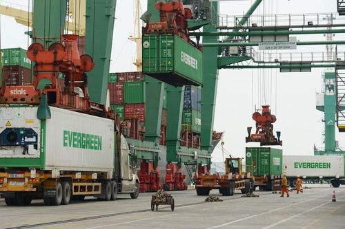 Giải ngân sớm các gói hỗ trợ