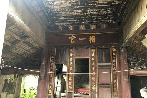 Di tích xuống cấp, mỏi mòn chờ đầu tư