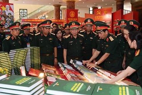 Đại tướng Ngô Xuân Lịch kiểm tra công tác chuẩn bị Đại hội đại biểu Đảng bộ Quân đội lần thứ XI
