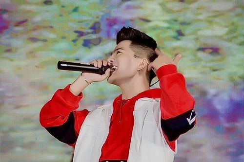 Gu thời trang chất chơi của Quang Anh The Voice Kids ở tuổi 19