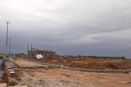 Tai nạn phóng điện khiến 1 người nguy kịch, 2 người đang cấp cứu