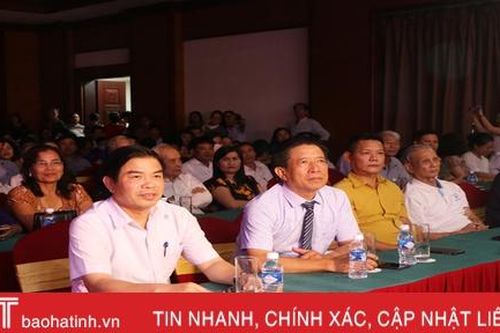 Công chiếu phim tài liệu 'Đại thi hào Nguyễn Du' tại TP Hà Tĩnh